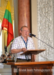 A. Michnik